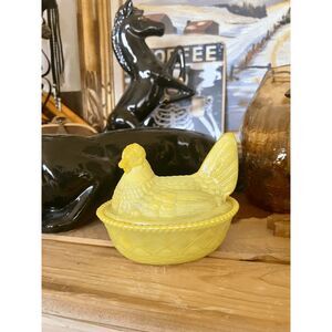 Mosser Glass Hen on Nest – Dandelion Carnival Yellow – Westmoreland Mould – Two-